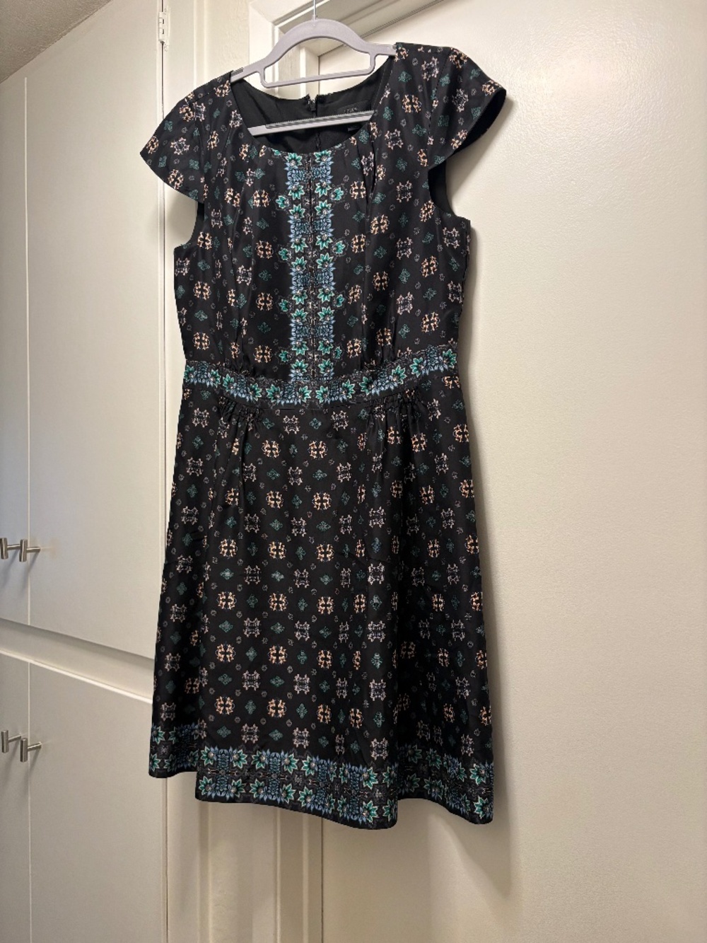 J. Crew 100% silk dress - lovely floral pattern - size 8